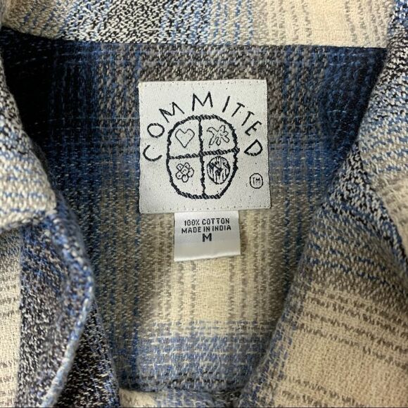 COMMITTED women’s cropped plaid shacket sz M - Picture 3 of 6